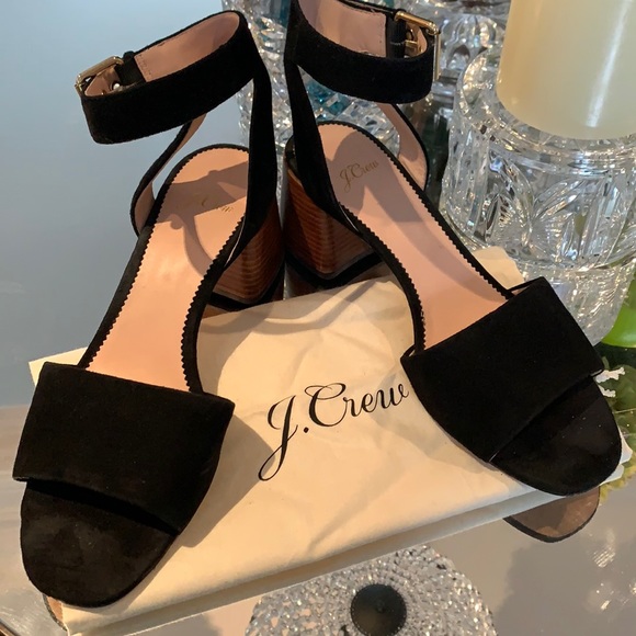 J. Crew Shoes - 🖤JCREW Suede Sandals🖤